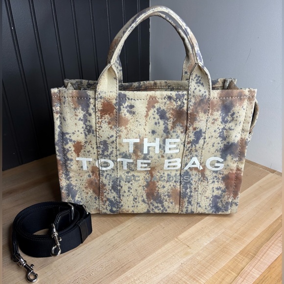 Marc Jacobs Medium Camo Splatter The Tote Bag - Picture 1 of 10